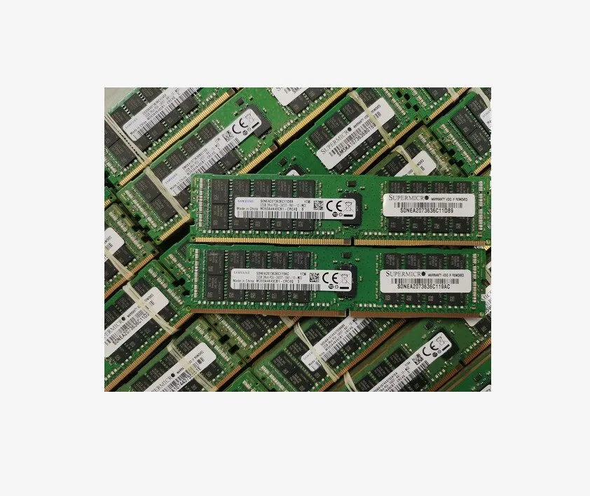 Модуль памяти Samsung DDR4 32GB Server RAM 2400MHz ECC REG PC4-2400T-RA1-12-MC0 