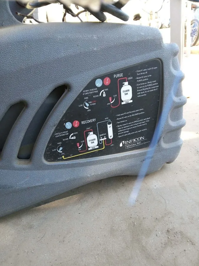 Станция обслуживания кондиционеров INFICON 714-202-G1 Refrigerant Recovery Machi