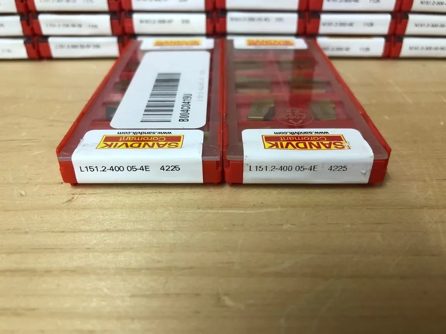 Режущий инструмент Authentic L151.2 400 05-4E 4225 SANDVIK INSERT