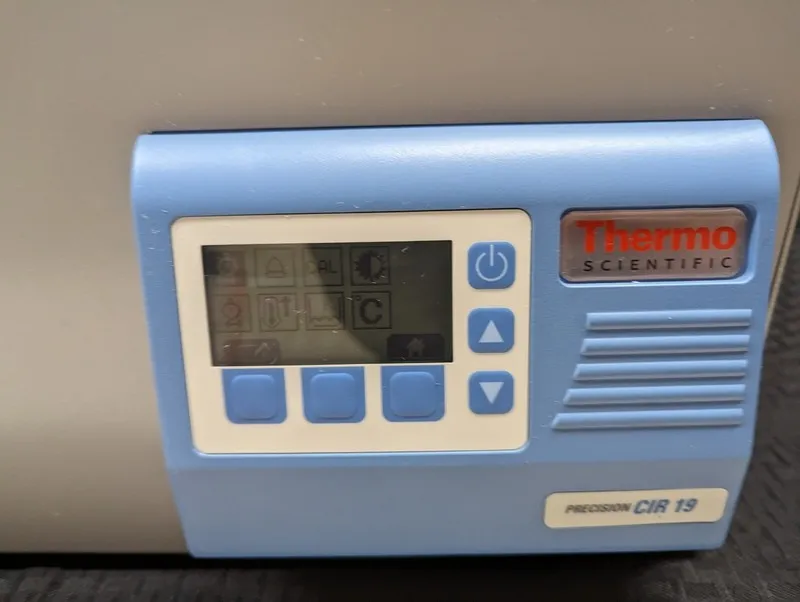 Водяная баня Thermo Scientific Precision TSCIR19 19L Circulating Water Bath — фото лота 1