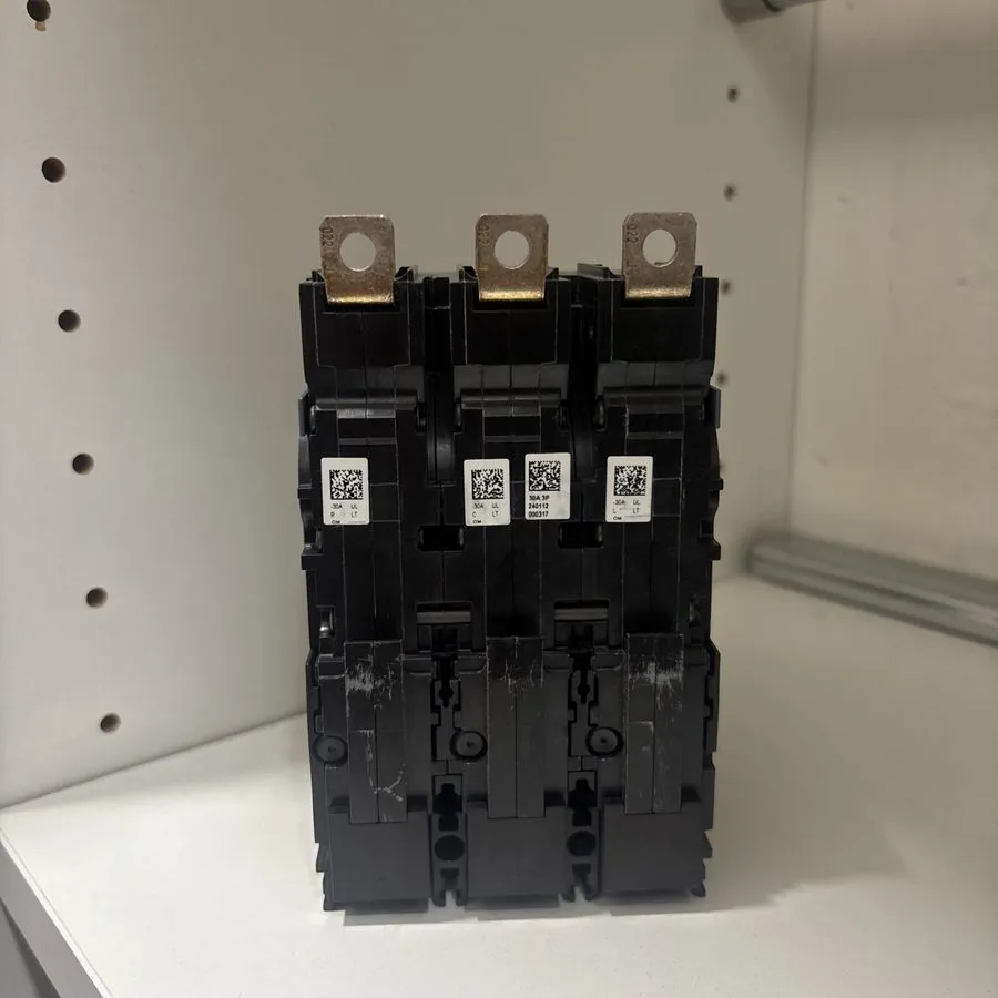 Автоматический выключатель 1 Siemens 3VA4130-5ED34-0AA0 480V 3-Pole Circuit Brea — фото лота 2