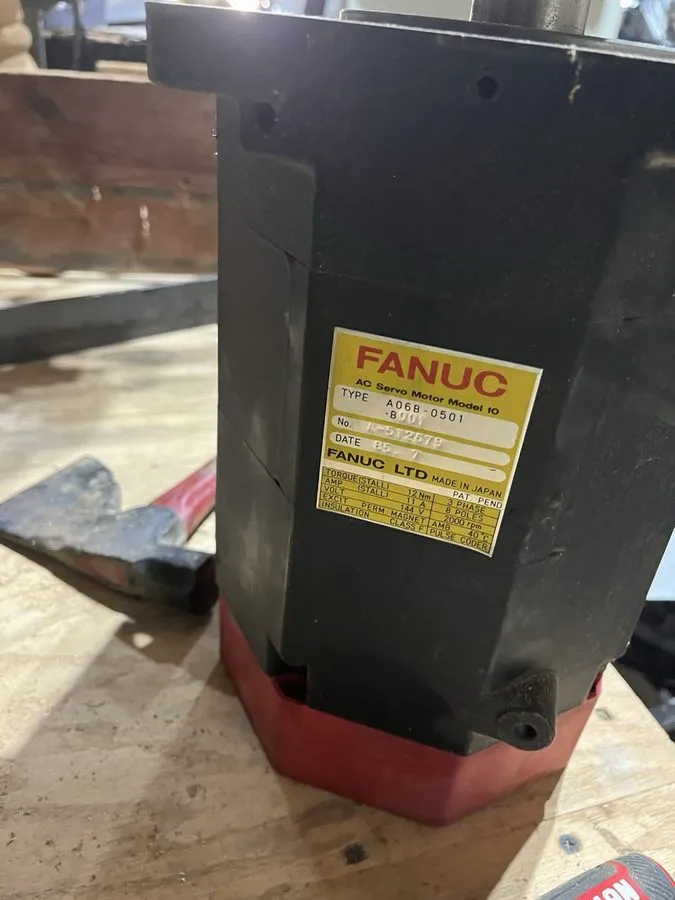 Серводвигатель Fanuc A06B-0501-B001 AC Servo Motor 2000 RPM 90 Day — фото лота 1