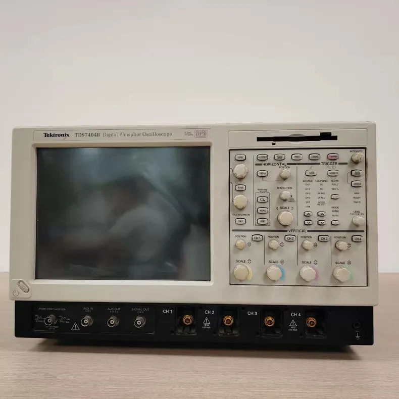 Осциллограф Tektronix TDS7404B Oscilloscope,4GHz,20GS/s,4CH
