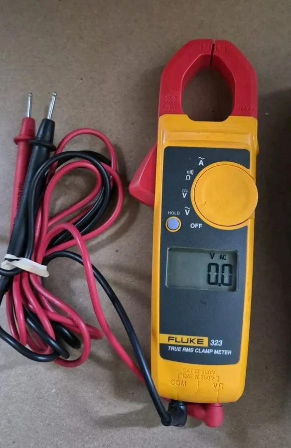 Мультиметр NEW1 PCS Fluke 323 True RMS Digital Clamp Meter Multimeter — фото лота 1