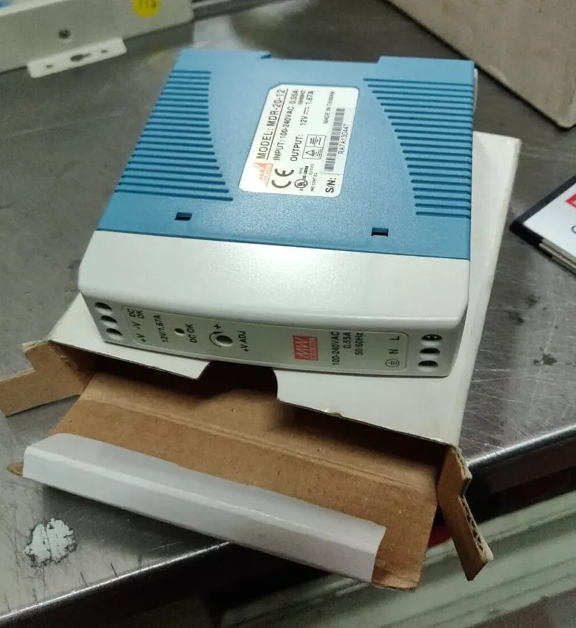 Блок питания Mean Well MDR-20-12 Industrial Din Rail Power Supply 12VDC 1.67A 20