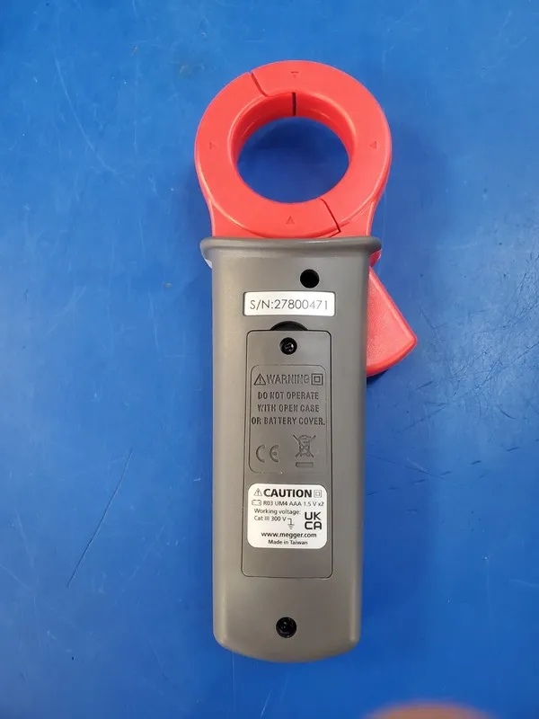 Тестер Megger DCM305E Earth Leakage Clamp Meter