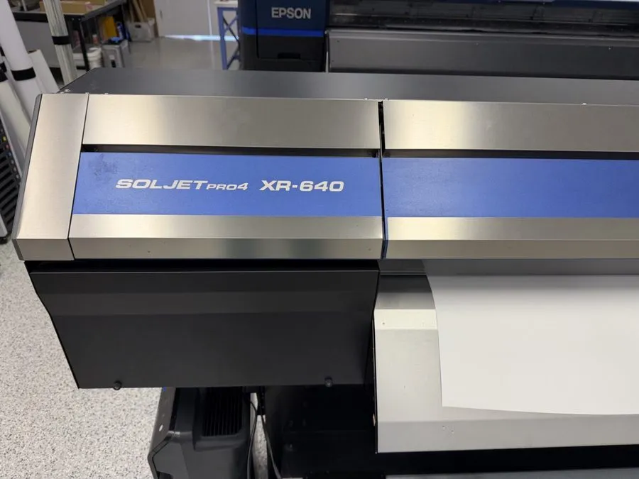 Принтер Roland SOLJET Pro 4 XR-640 64" Eco-Solvent Inkjet Printer/Cutter