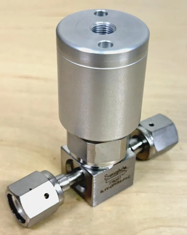 Клапан Swagelok 6LVV-DPFR4-P1-C, Diaphragm Pneumatic Valve