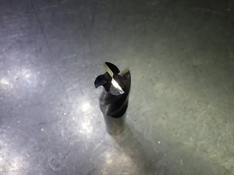 Режущий инструмент Ultra Tool 3/4" 3 Flute Carbide SQ Endmill 3/4" Shank 320-60