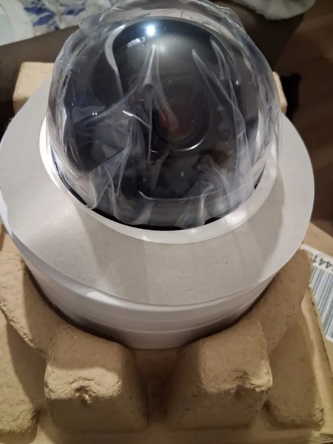 Камера Bosch FLEXIDOME IP starlight 8000i NDE-8512-R 2MP Wired IP Dome Camera