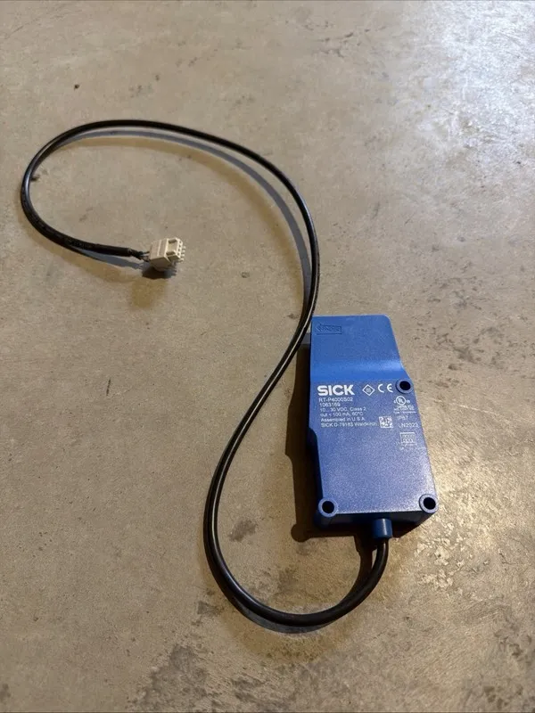 Датчик приближения Sick RT-P4000S02 Photoelectric Proximity Sensor 1063169 10-30