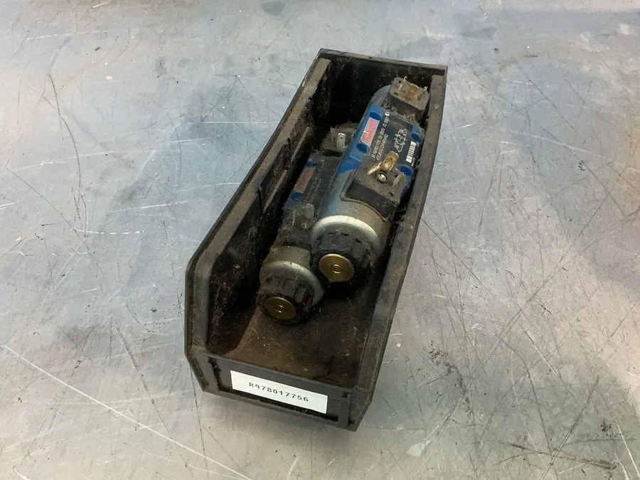 Пневмораспределитель REXROTH HYDRAULIC DIRECTIONAL CONTROL VALVE R978017756