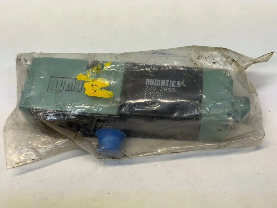 Пневмоклапан Numatics 081SS400M000061 Pneumatic Valve 24 VDC 225-285B (TSC)