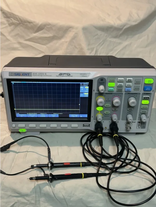 Осциллограф SIGLENT SDS1202X-E 200MHz 2CH 1GSa/s Digital Storage Oscilloscope US