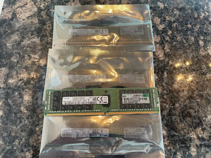 Модуль памяти 809081-081 HP Compatible 16GB PC4-19200 DDR4-2400Mhz 2Rx4 1.2v ECC