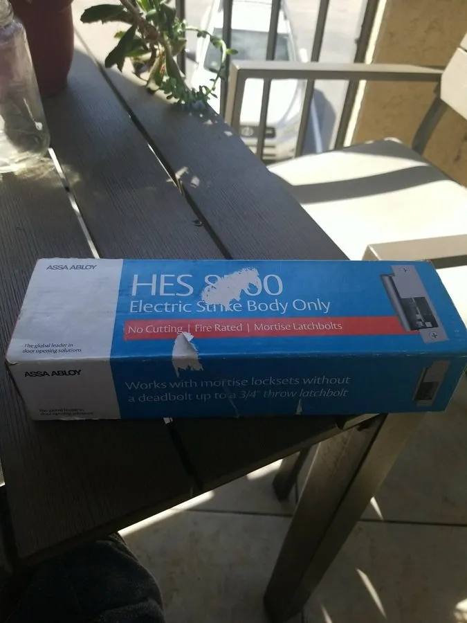 Оборудование видеонаблюдения Assa Abloy HES 8500-12/24D-630 Electric Strike