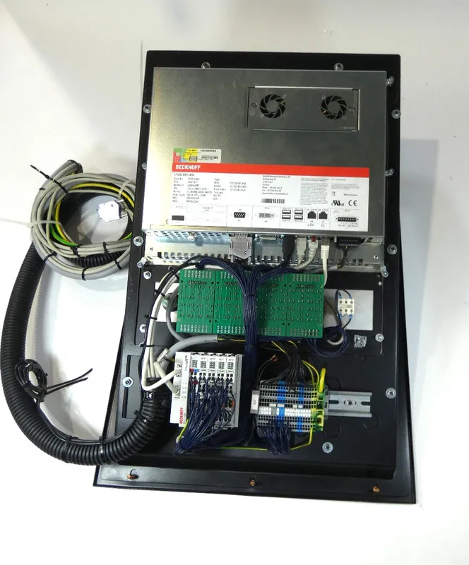 Промышленный компьютер Beckhoff CP6202-0001-0060 touch screen panel PC