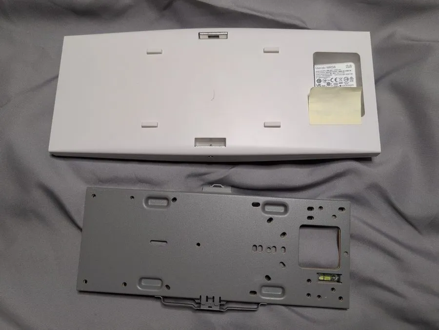 Точка доступа Wi-Fi Cisco Meraki MR56 WiFi 6 Indoor Wireless Access Point UNCLAI