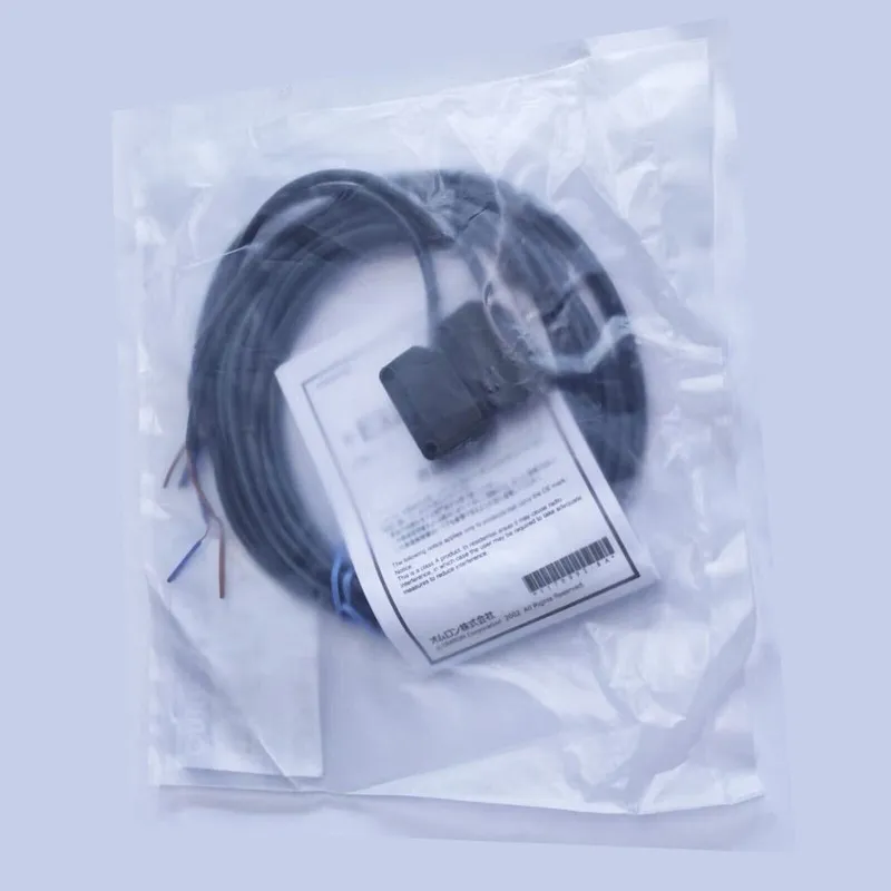 Фотоэлектрический датчик Omron photoelectric switch sensor 12-24VDC E3Z-T61