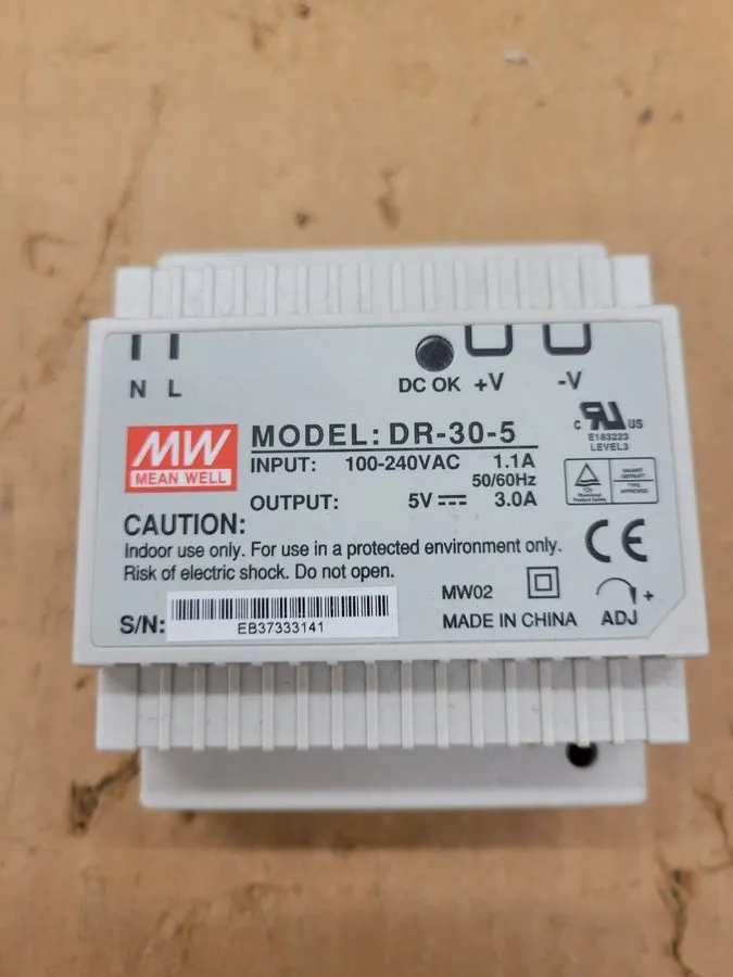 Блок питания MEAN WELL MODEL DR-30-5 100-240VAC DIN RAIL POWER SUPPLY (TPS97)