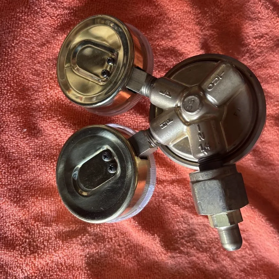 Трубопроводная арматура Helium / Nitrogen / Argon Gas Regulator Harris Model 425