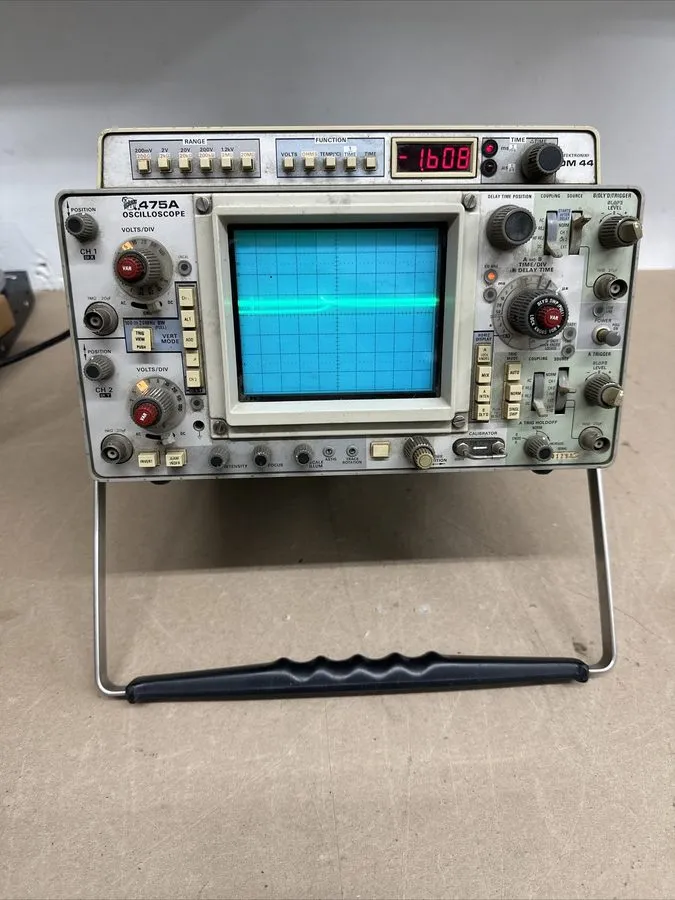 Осциллограф Tektronix 475A 250MHz Dual-Trace Analog Oscilloscope & Bundle
