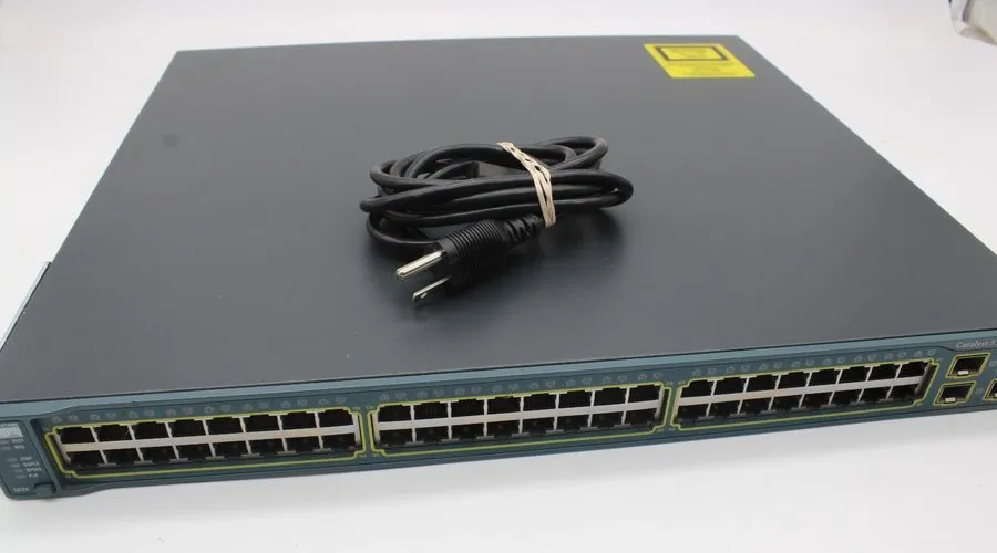 Коммутатор Cisco WS-C3560G-48PS-S 48-Port Gigabit PoE Managed Switch 4 SFP 1U Ra