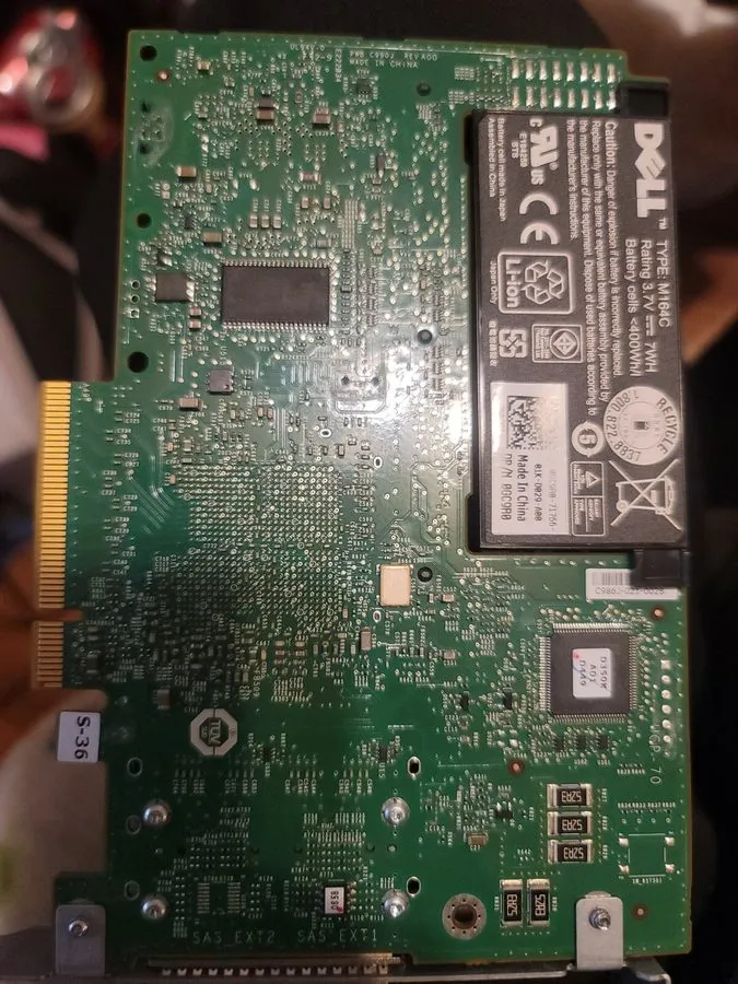 Контроллер Dell PERC H800 SAS RAID Controller D90PG w/ 512 MB Cache w/ Battery