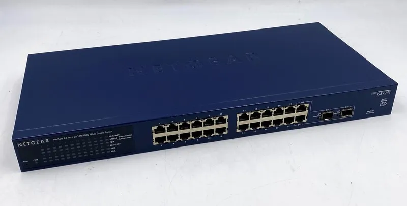 Коммутатор NetGear ProSafe 24-Port Gigabit Network Smart Switch GS724Tv2