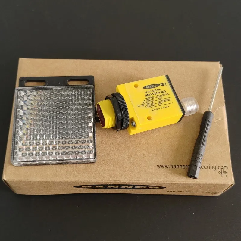 Фотоэлектрический датчик SM312LPQD Photoelectric Sensor PNP