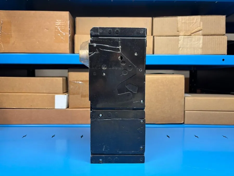 Автоматический выключатель Siemens CED63B060 Circuit Breaker, 60 Amp, 600Vac, 3-