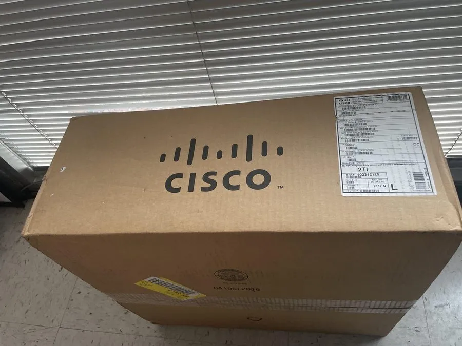 Коммутатор CISCO WS-C3650-48PS CATALYST NETWOK SWITCH