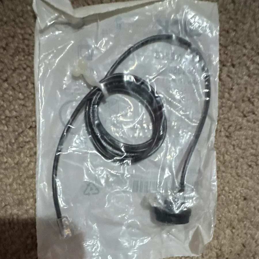 Фотоэлектрический датчик SICK ZCF-N2273 Photoelectric Sensor NPN 10–30VDC 1.0m F — фото лота 1