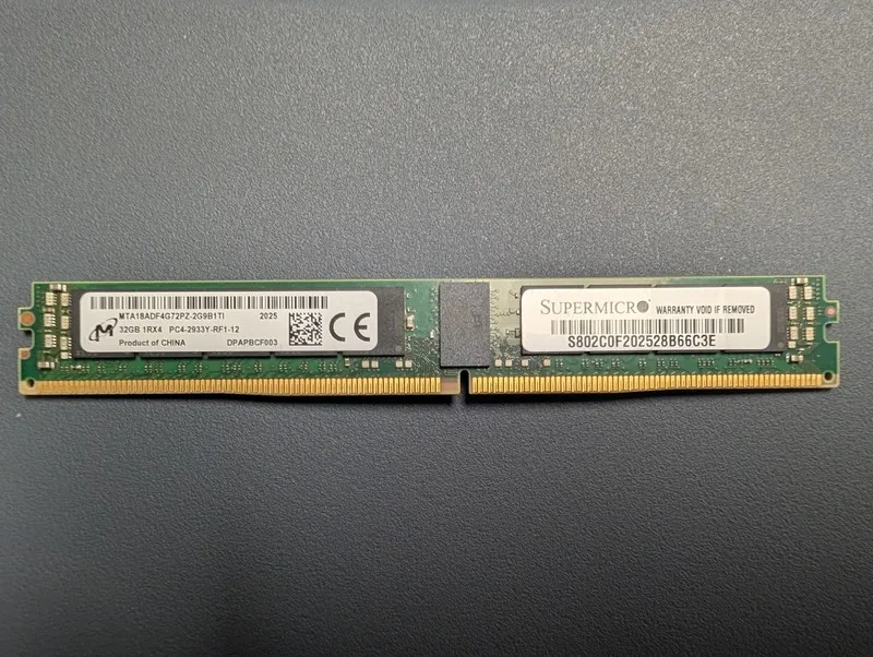 Модуль памяти Micron 16GB 1Rx4 PC4-2933 RDIMM DDR4-23400 ECC REG Registered Serv