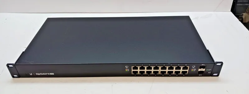 Коммутатор Ubiquiti EdgeSwitch 16 150W ES-16-150W 16-Port PoE+ Network Switch
