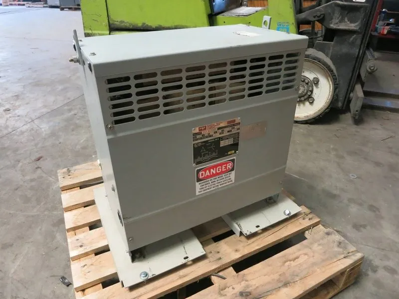 Трансформатор ACME 145 kVA 460 Delta 460Y/266 V 3PH Isolation Transformer DTGB01 — фото лота 1