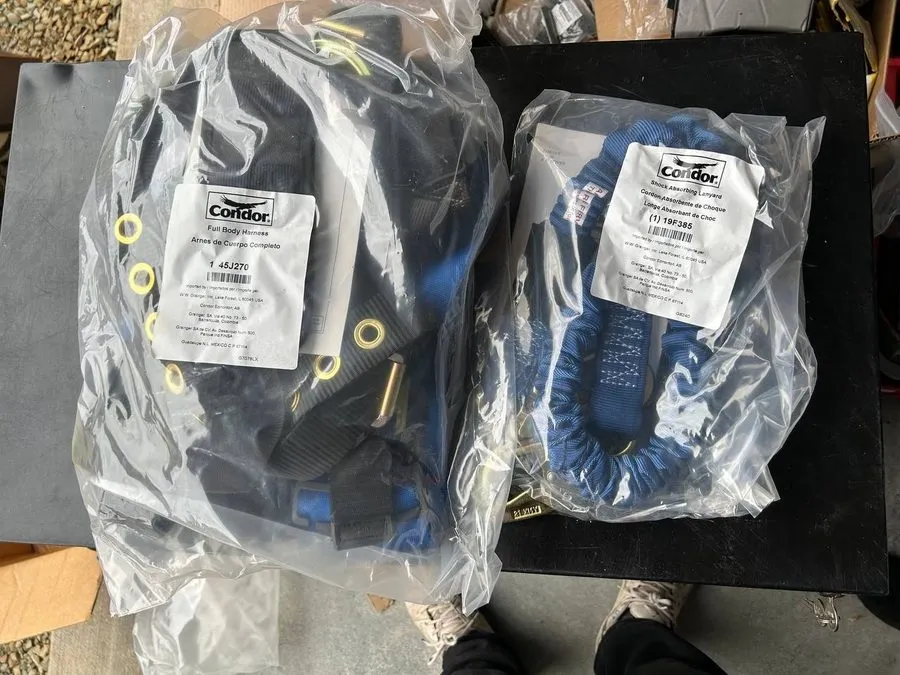 Складское оборудование CONDOR 53RG06 FALL PROTECTION KIT, SIZE: L/XL, 310 LB. CA