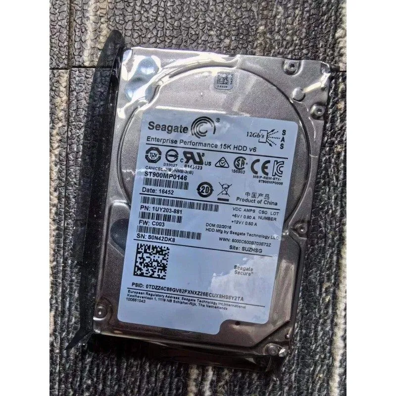 Жёсткий диск Seagate EXOS 15E900 900GB 15K 256MB SAS-3 2.5" Internal HDD ST900MP