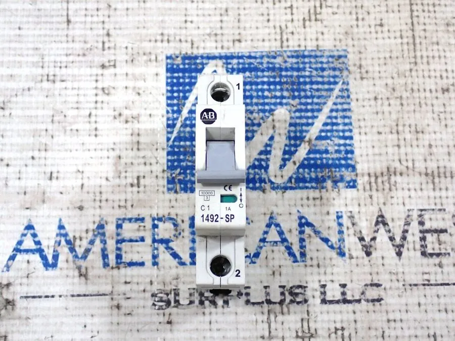 Автоматический выключатель Allen Bradley 1492-SP1C010 1 Pole Circuit Breaker 1A