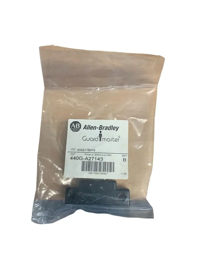 Реле безопасности 440G-A27143 Allen-Bradley Guardmaster Safety Switch