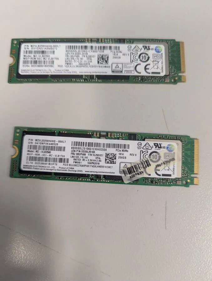 SSD-накопитель Samsung PM981 256GB MZ-VLB2560 M.2 2280 NVMe Solid State Drive SS