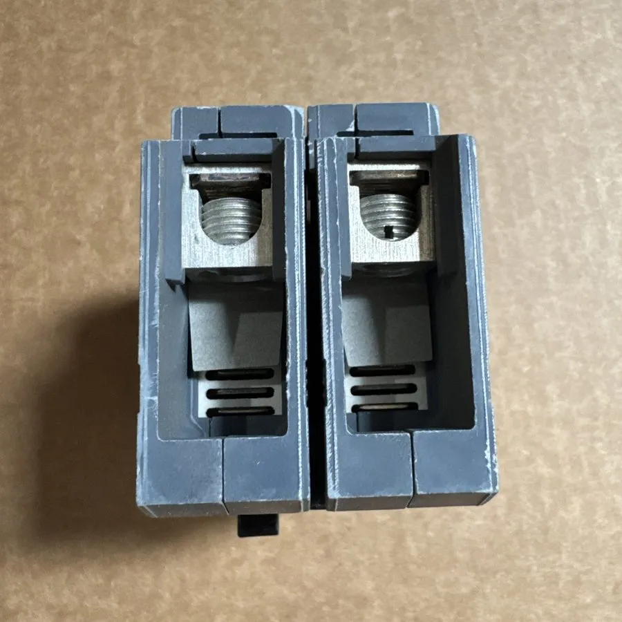Автоматический выключатель CQD270 Siemens Molded Case Circuit Breaker 2 Pole 70