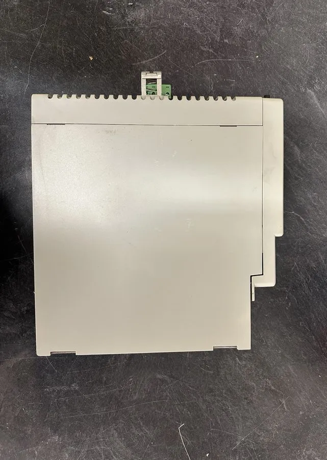 Сервопривод Allen Bradley 2094-BMP5/A Kinetix 6000 4 Amp Servo Axis Power Module