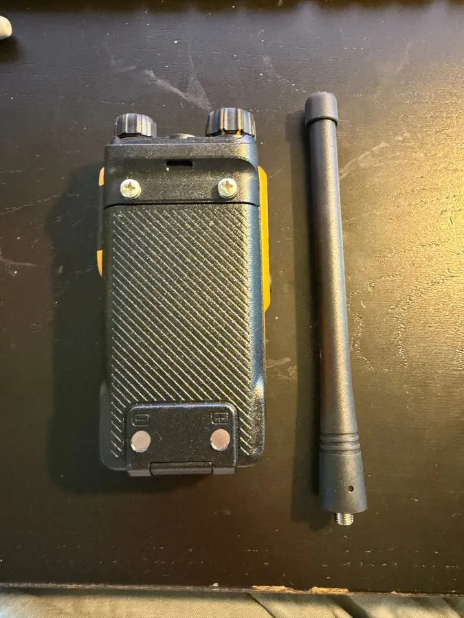 Зарядное устройство Hytera BD612i-U1 DMR Digital Portable Radio UHF 400-470MHz 4 — фото лота 1