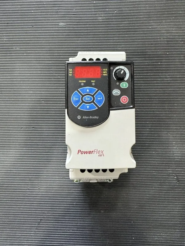 Частотный преобразователь Allen Bradley 22F-A4P2N103 PowerFlex 4M AC Drive 0.75