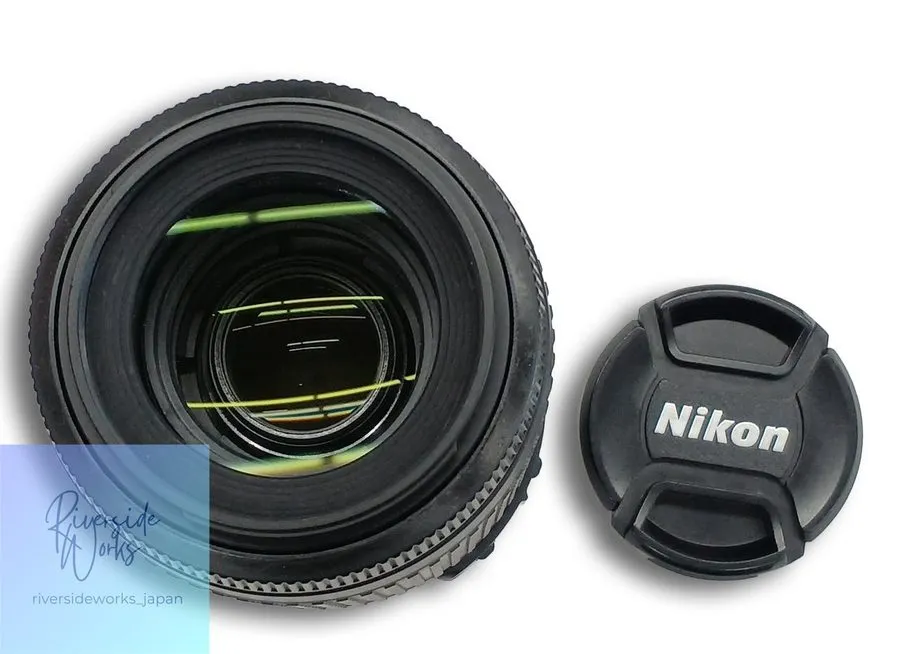 Объектив Nikon D3000 10.2MP DSLR Camera w/ AF-S Nikkor ED 55-200mm 4-5.6G Lens — фото лота 1