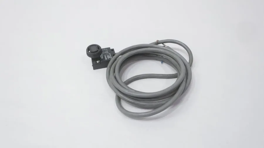 Фотоэлектрический датчик Banner SE61AW1LV Photoelectric Sensor 100-140v-ac