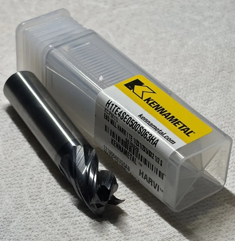 Режущий инструмент Kennametal 7/16 X 9/16 .018 Altin KCPM15 3 FL Carbide CR End 