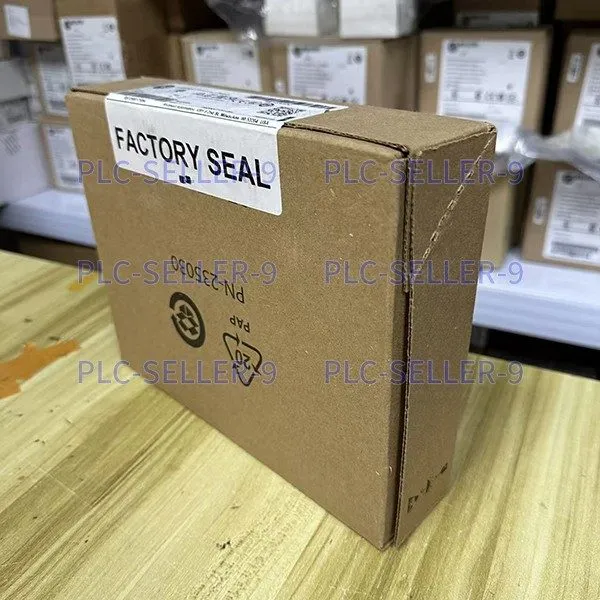 Модуль ввода-вывода Allen-Bradley ControlLogix 1756-OF8/A 8 Analog Output Module