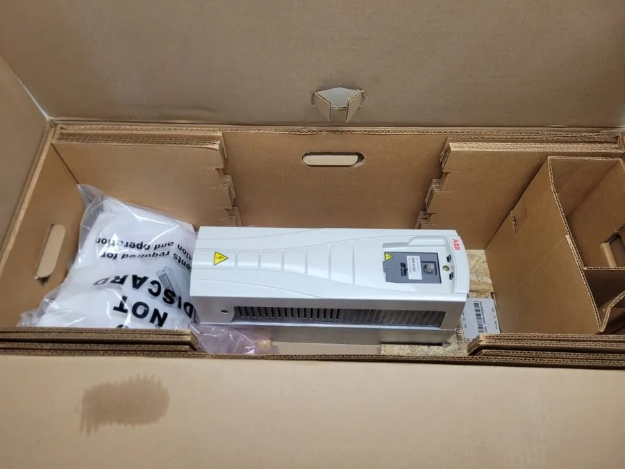 Частотный преобразователь GOOD ! ABB 15HP 11kW AC DRIVE ACS550-U1-017A-6+L512